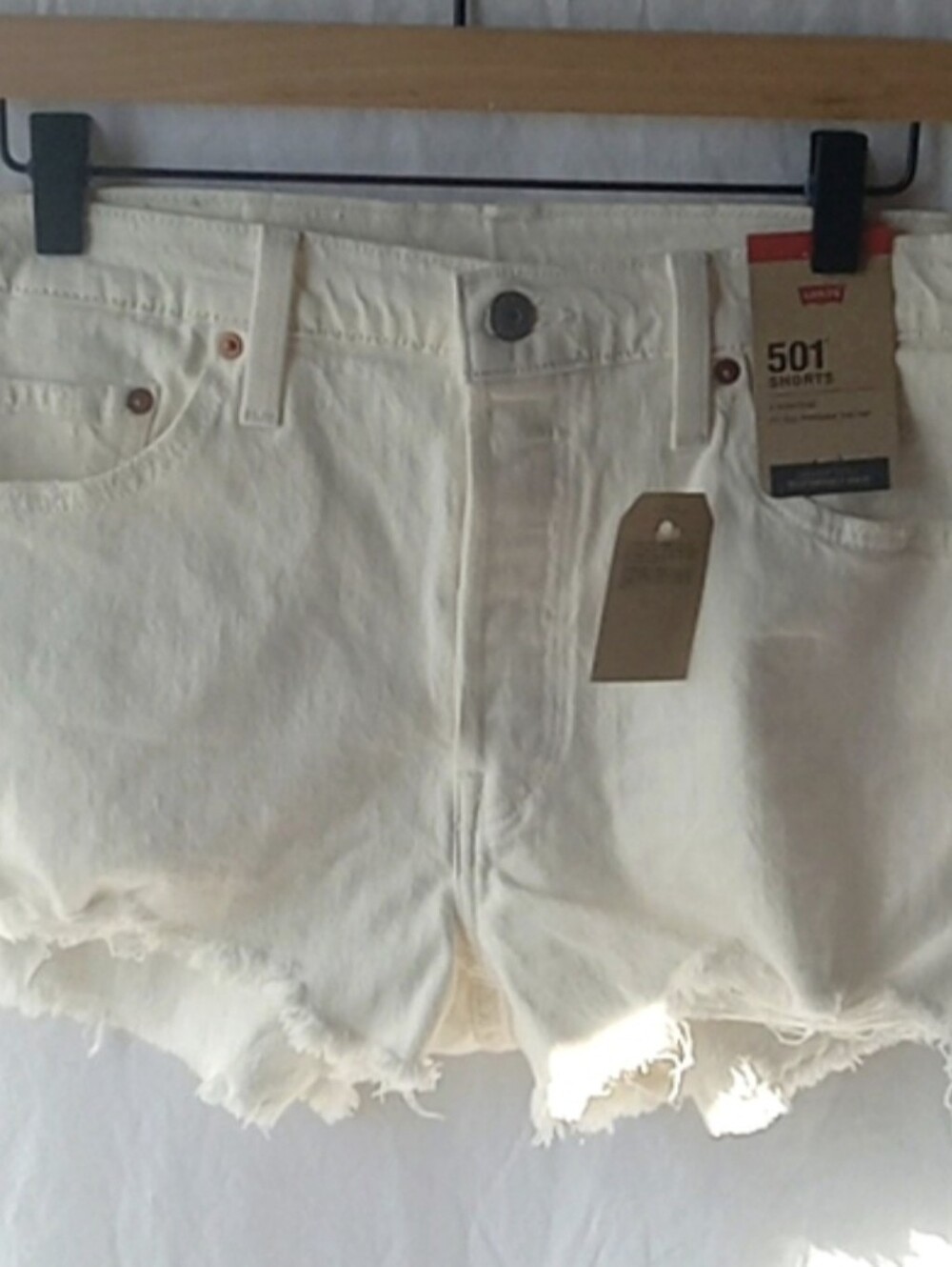 Levi’s 501 Denim Shorts Size 28 Cream